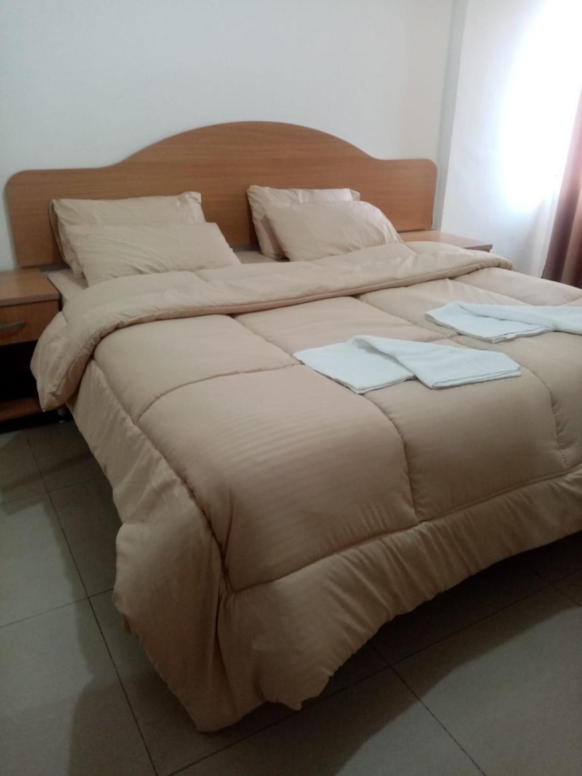 Omaima Hotel Apartments Amman Bagian luar foto