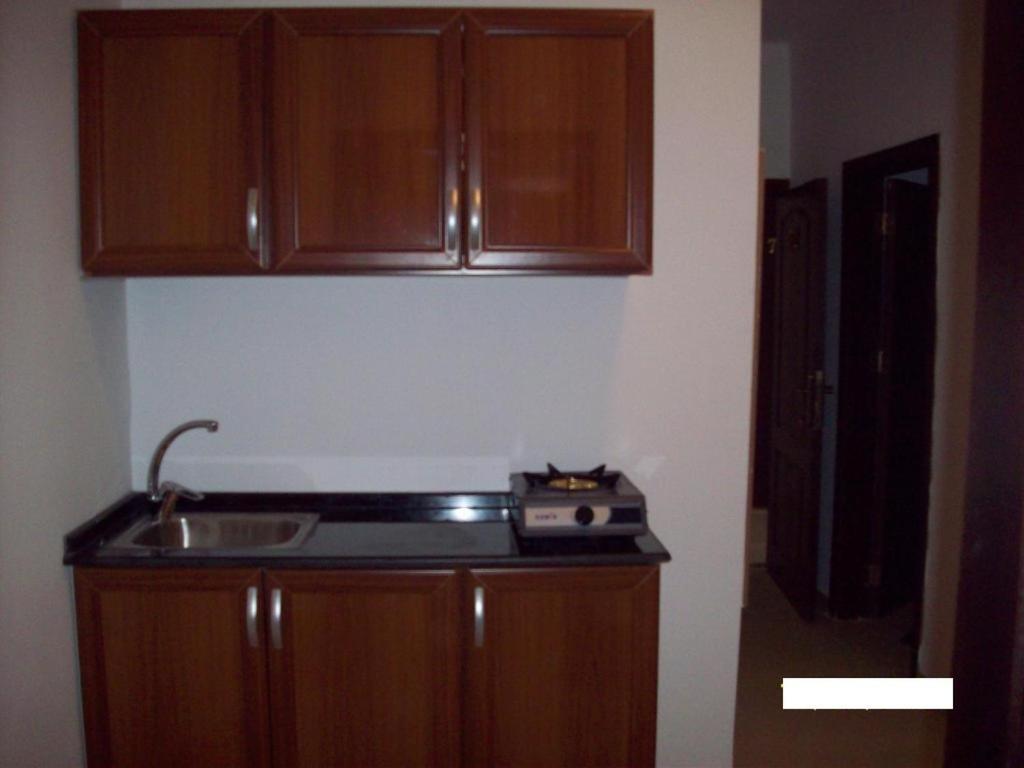 Omaima Hotel Apartments Amman Bagian luar foto