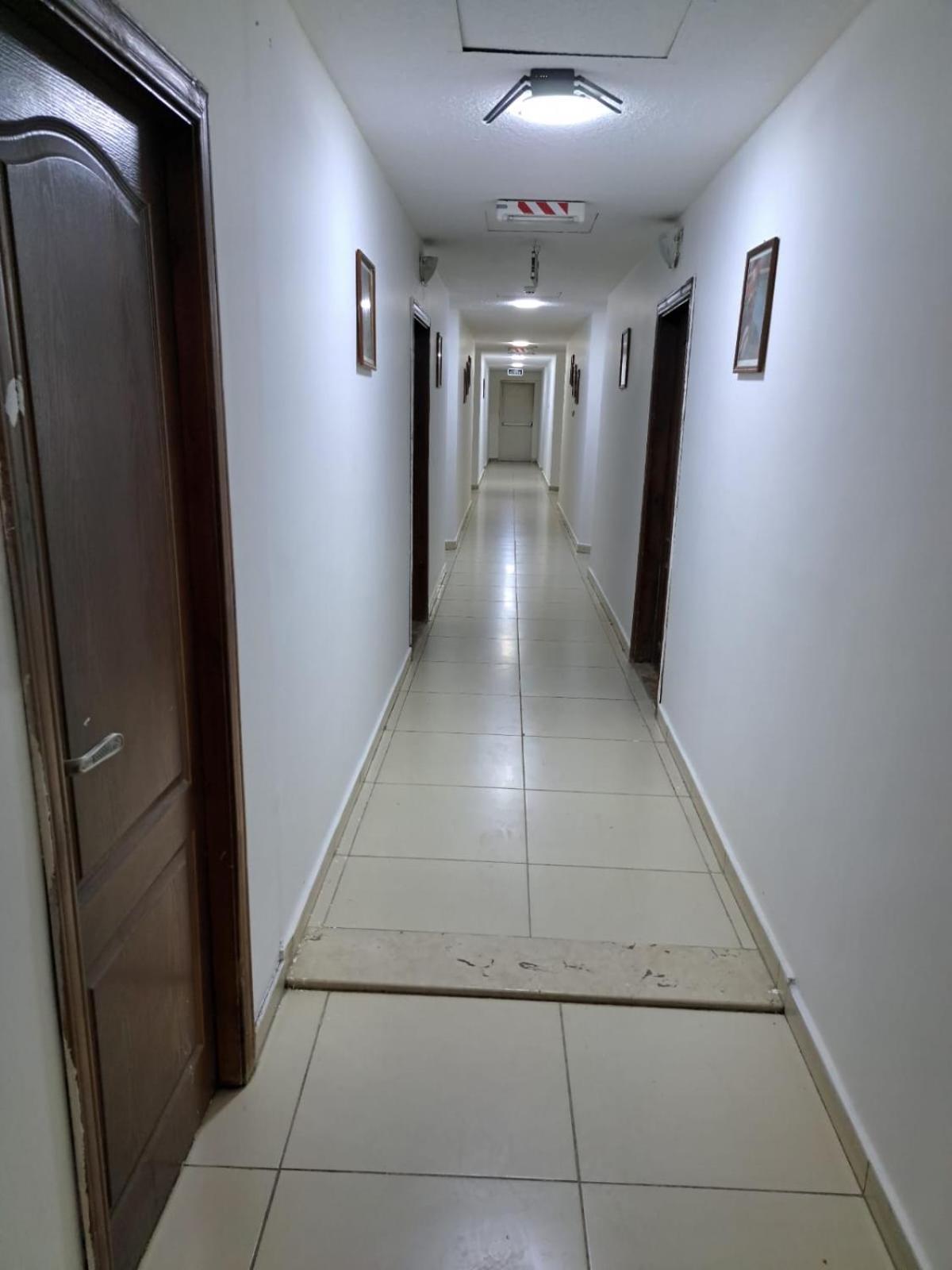 Omaima Hotel Apartments Amman Bagian luar foto