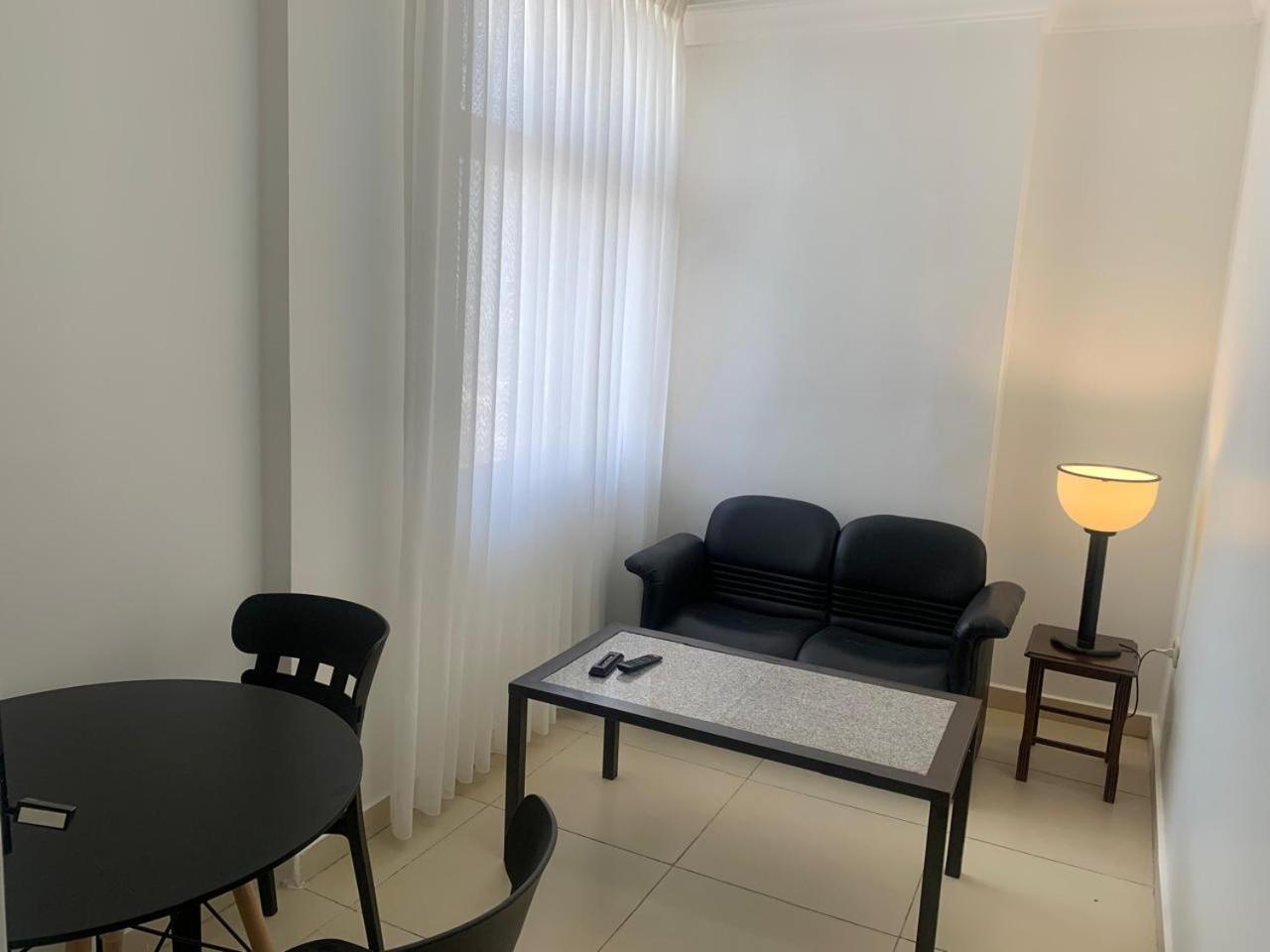 Omaima Hotel Apartments Amman Bagian luar foto